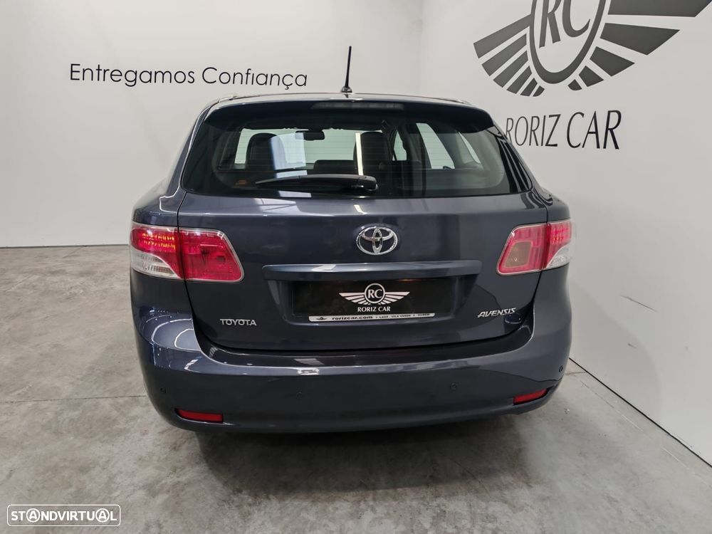 Toyota Avensis - 5