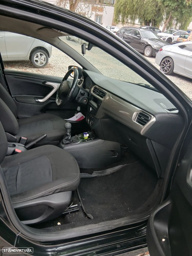 Peugeot 1007 - 9