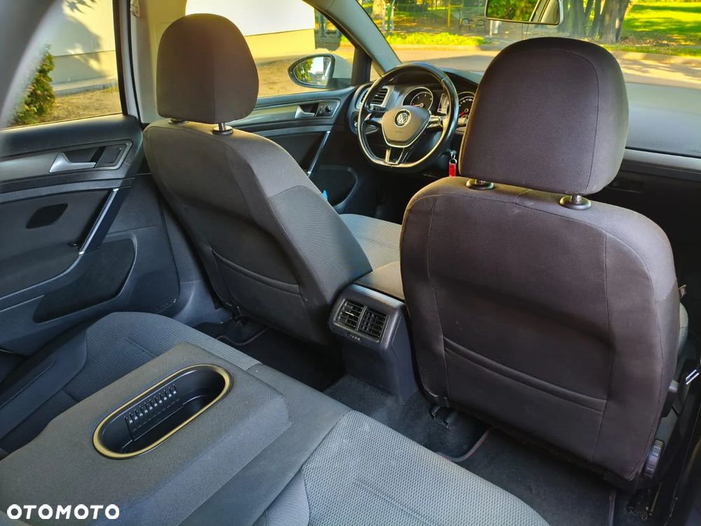 Volkswagen Golf 1.6 TDI BlueMotion Technology Cup - 39