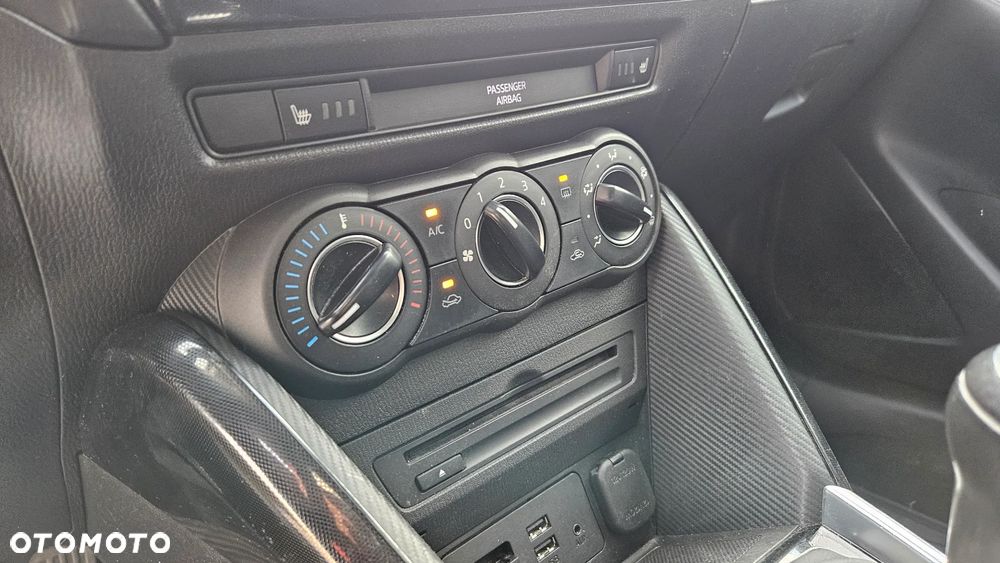 Mazda 2 SKYACTIV-D 105 Center-Line - 18