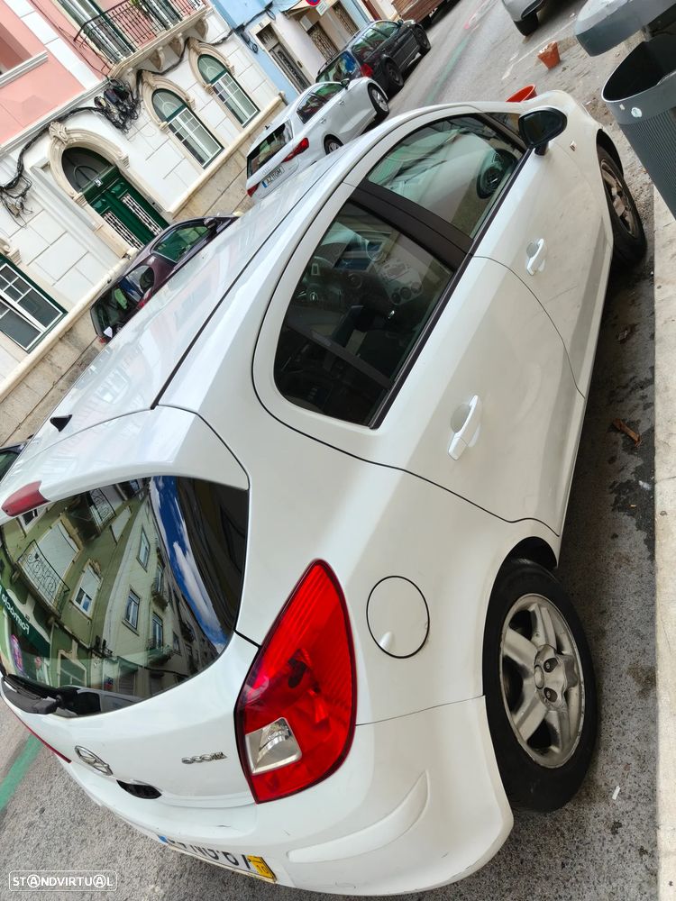 Opel Corsa 1.3 CDTi Enjoy — fotografia 14