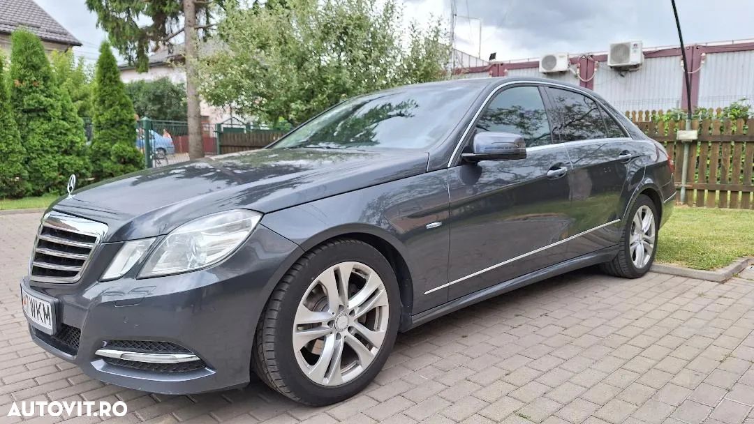 Mercedes-Benz E 220 CDI DPF BlueEFFICIENCY Automatik Avantgarde - 1