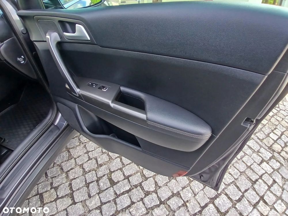 Kia Sportage - 25