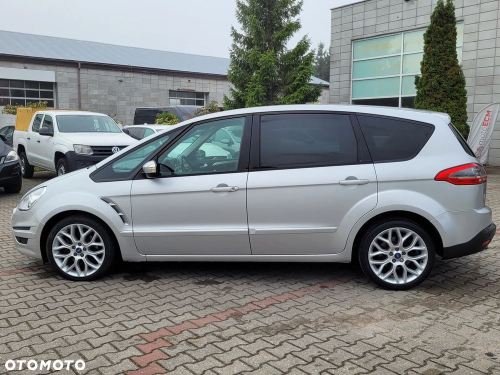 Ford S-Max - 12