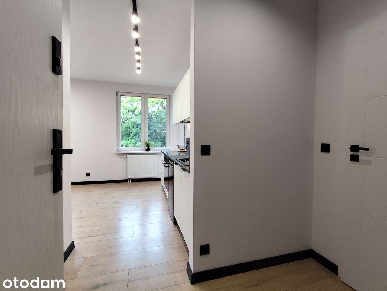 39,24 m2, 2 pokoje, 2 piętro, ogrzewanie miejskie, niski czynsz BYTOM