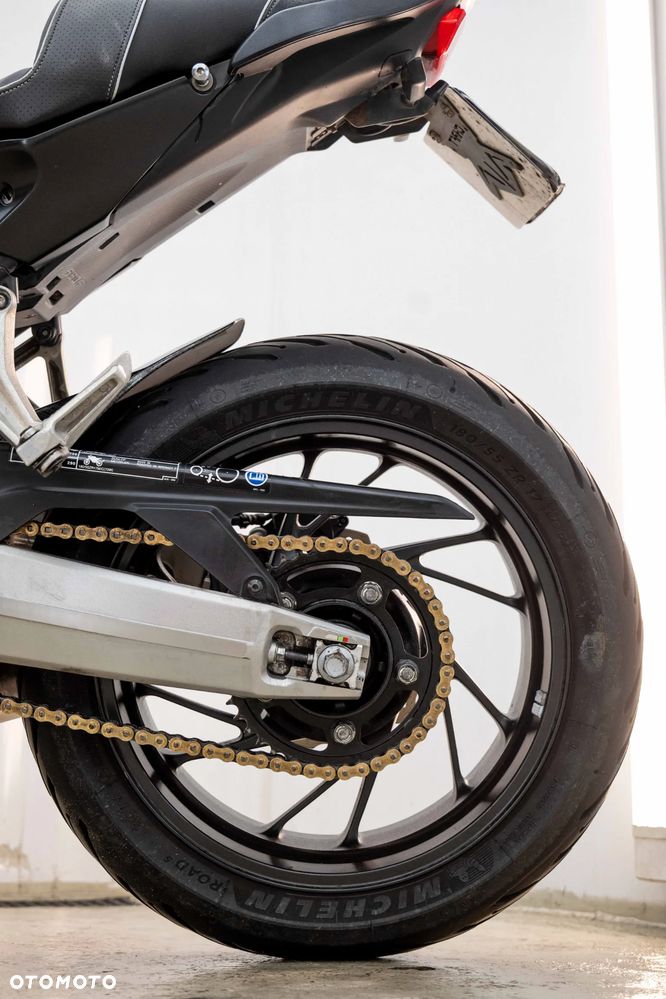 Honda CB - 29