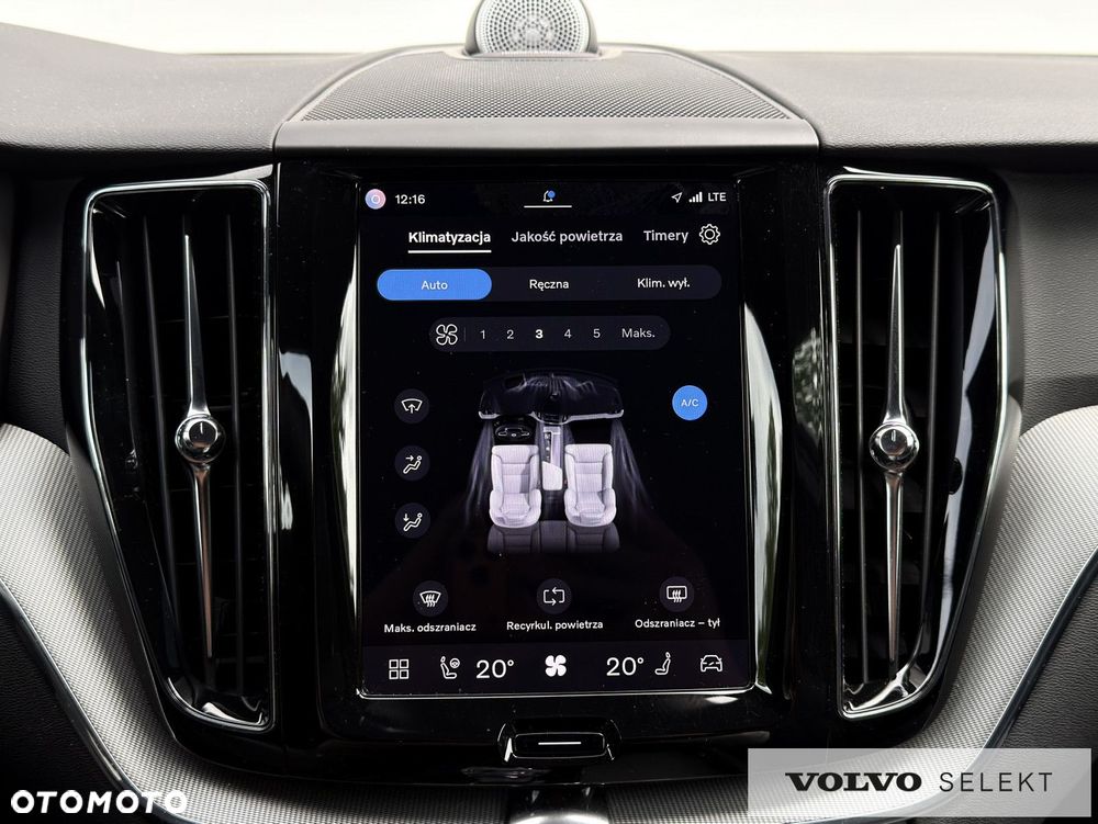 Volvo XC 60 - 31