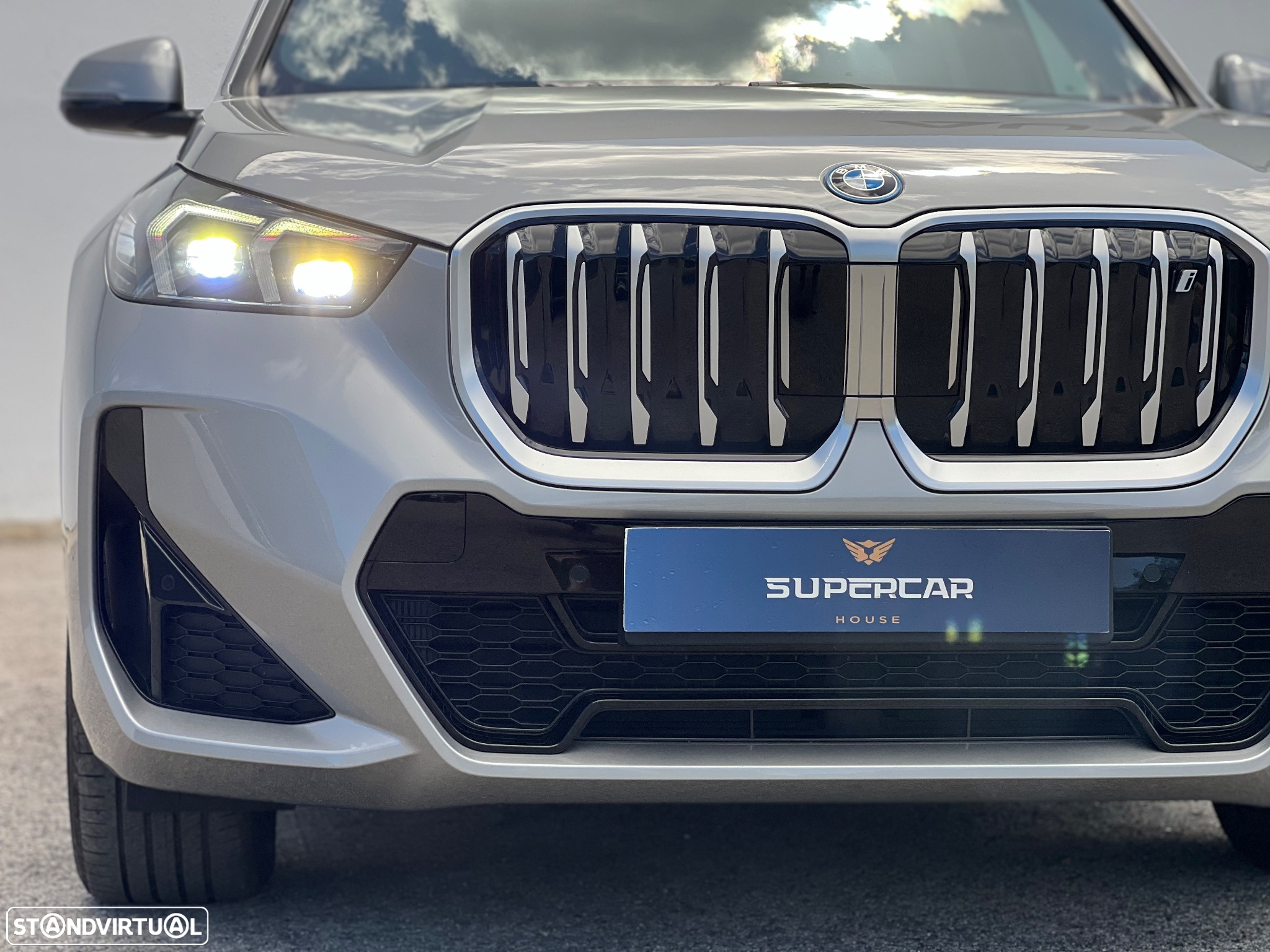 BMW iX1 xDrive30 M Sport Pack - 7