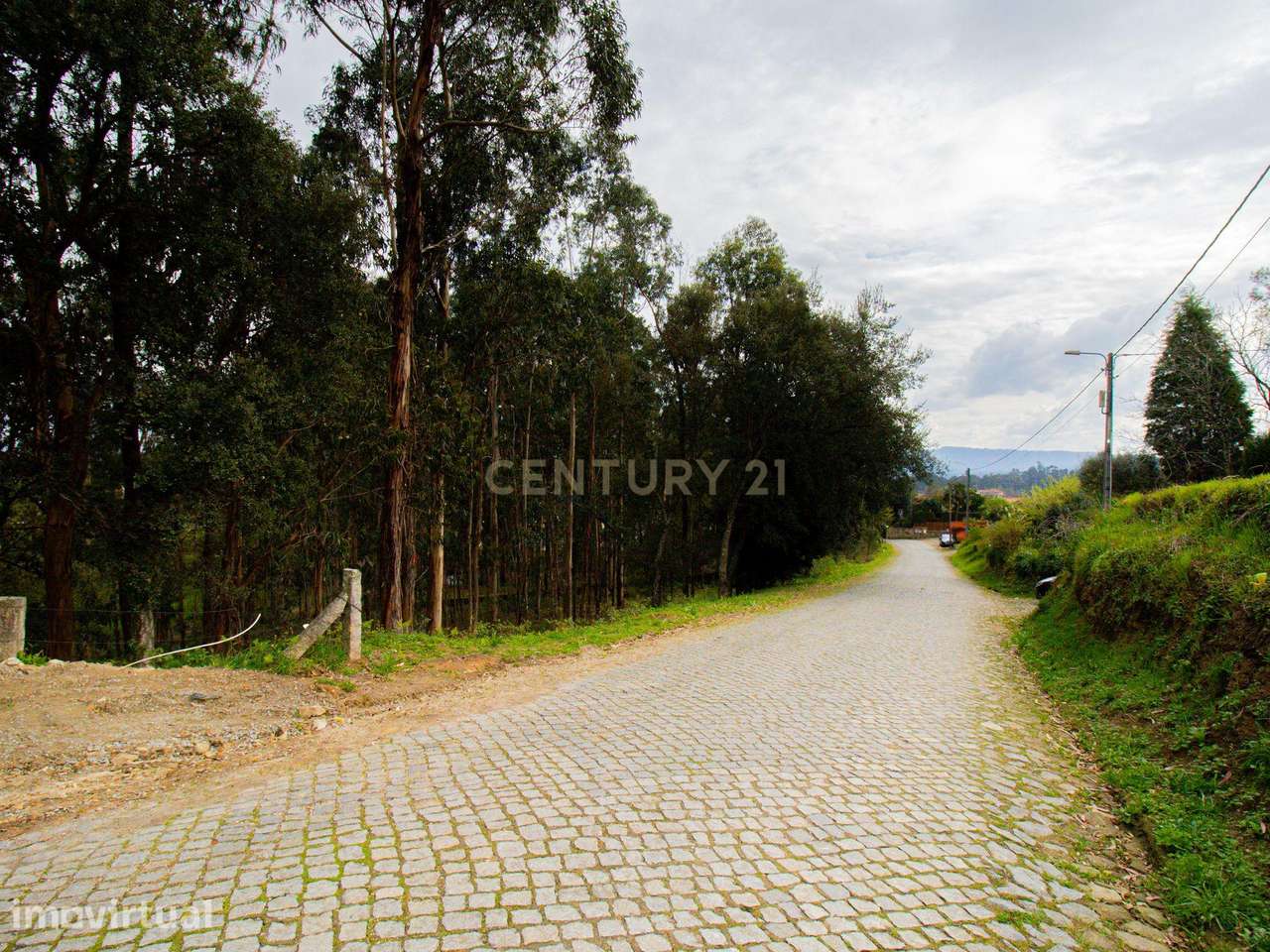 Terreno Urbano com 2.030m2 em Oliveira, Barcelos - Grande imagem: 3/18
