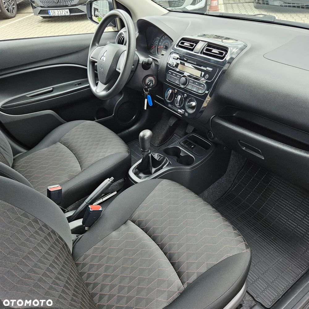 Mitsubishi Space Star 1.2 Entry - 12