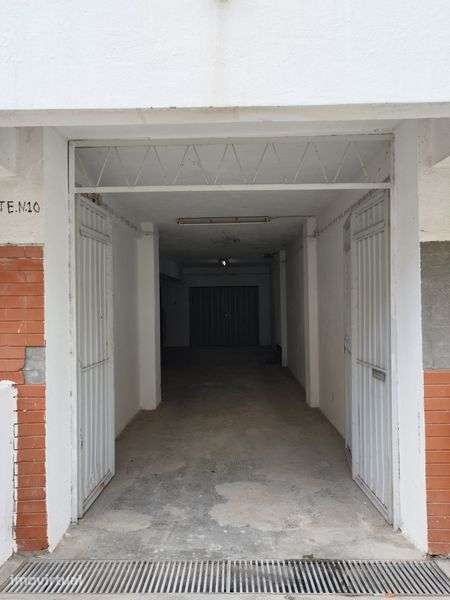 Garagem/Box 13m2