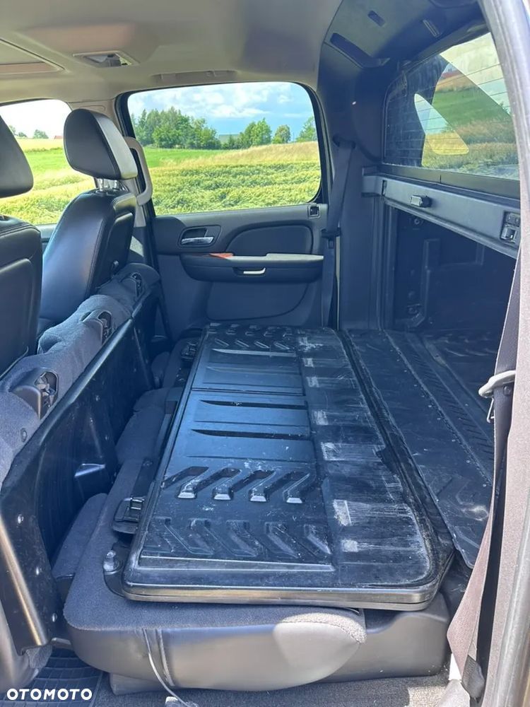 Chevrolet Avalanche - 15