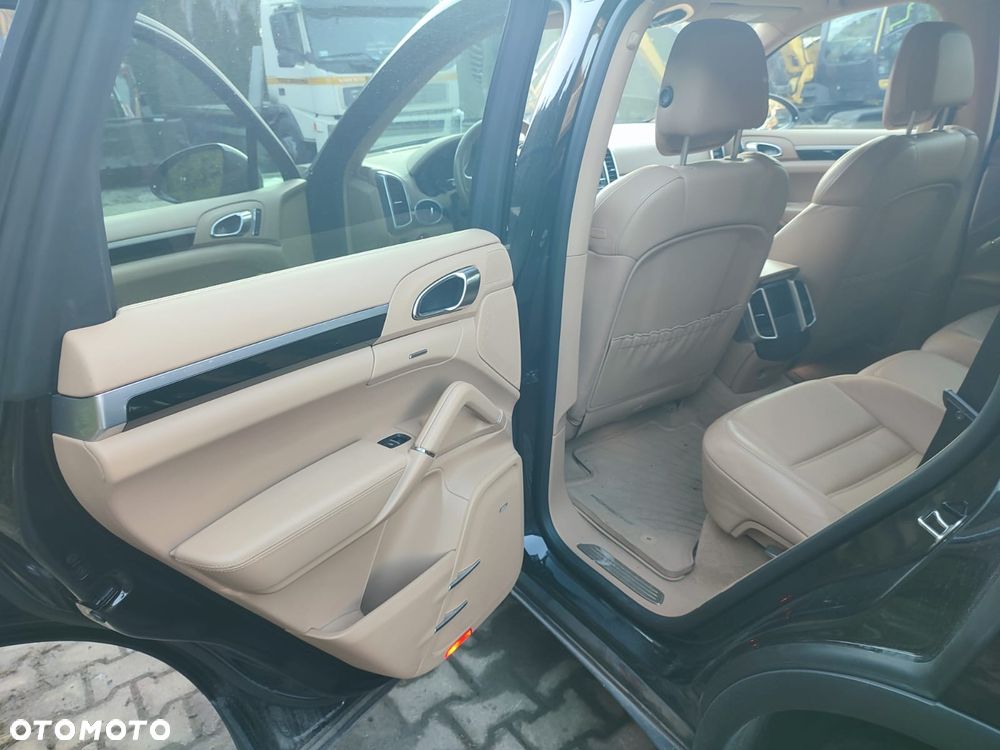 Porsche Cayenne S Diesel - 4