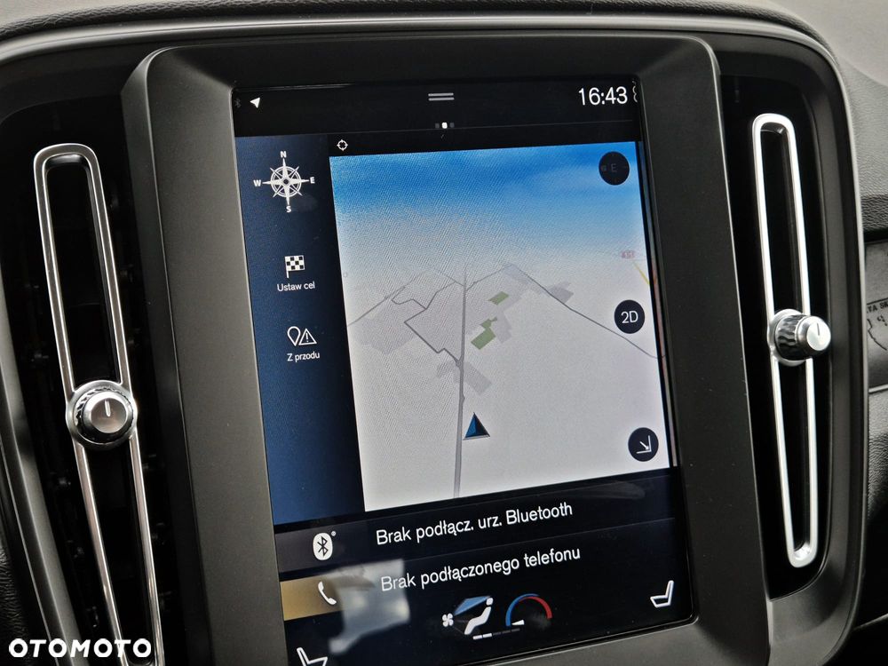 Volvo XC 40 D3 Momentum - 9