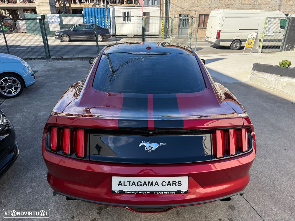 Ford Mustang 2.3 Eco Boost Aut. - 11
