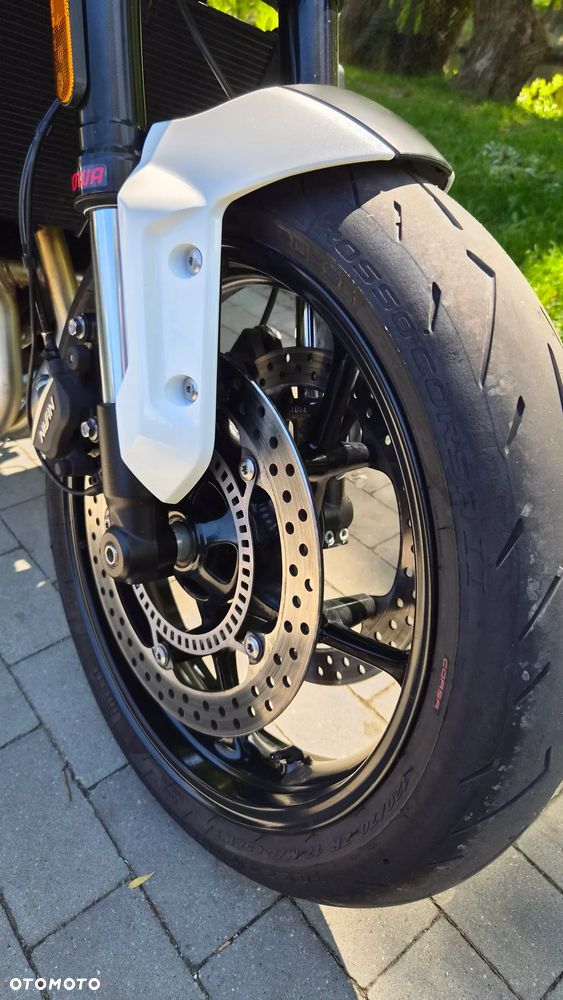 Triumph Trident - 24