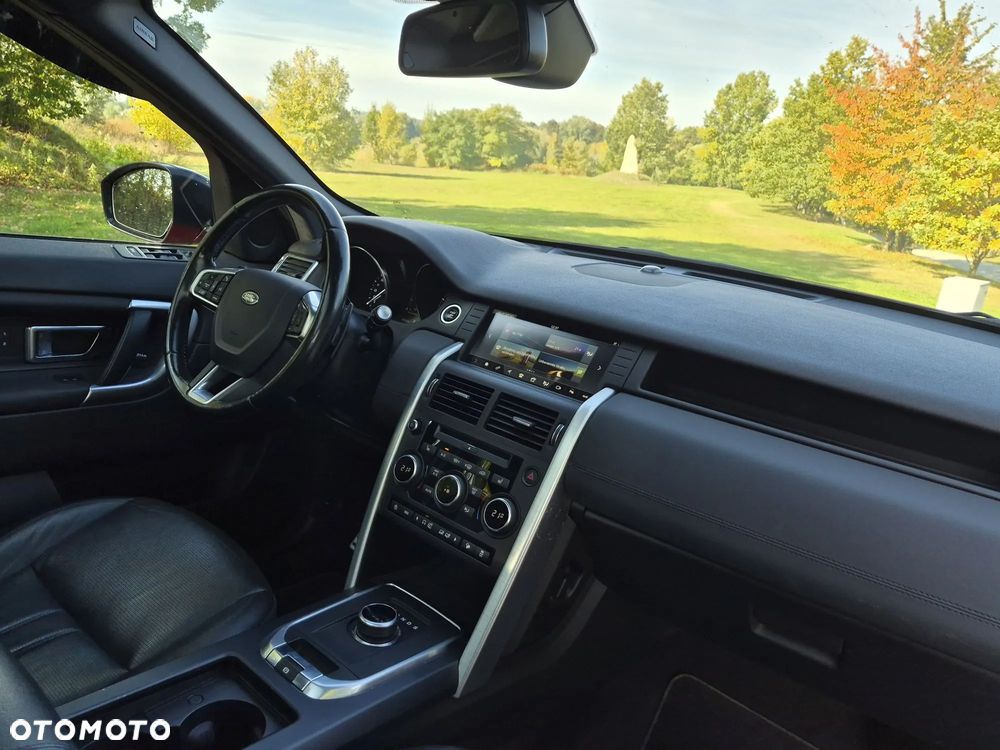 Land Rover Discovery Sport 2.0 Si4 HSE Luxury - 29