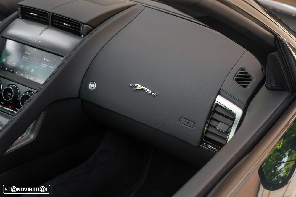 Jaguar F-Type 2.0 i4 R-Dynamic - 34