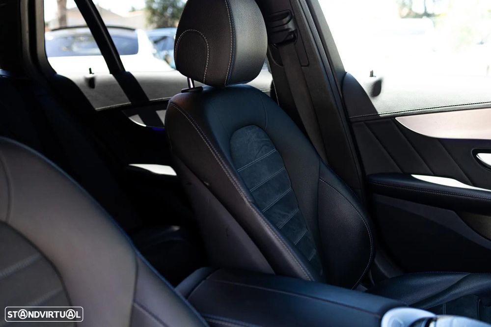 Mercedes-Benz C 300 de AMG Line - 17