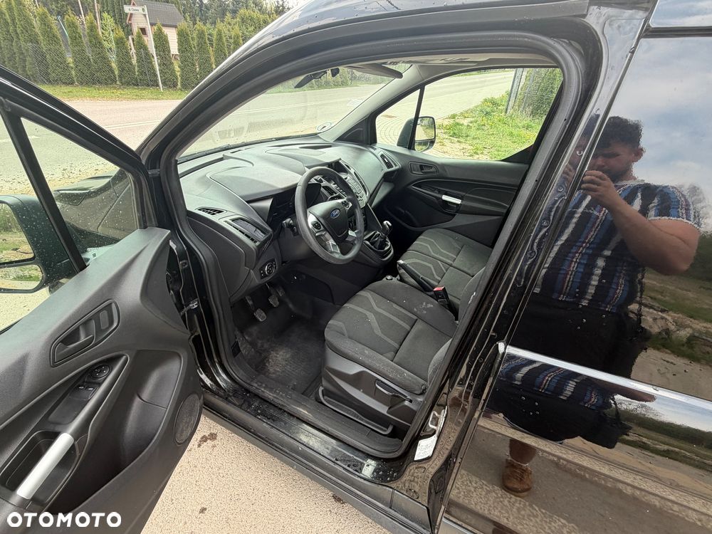 Ford Transit Connect - 14