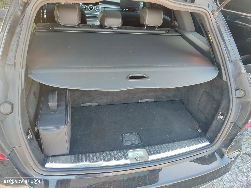 Mercedes-Benz C 300 de T 9G-TRONIC AMG Line - 12