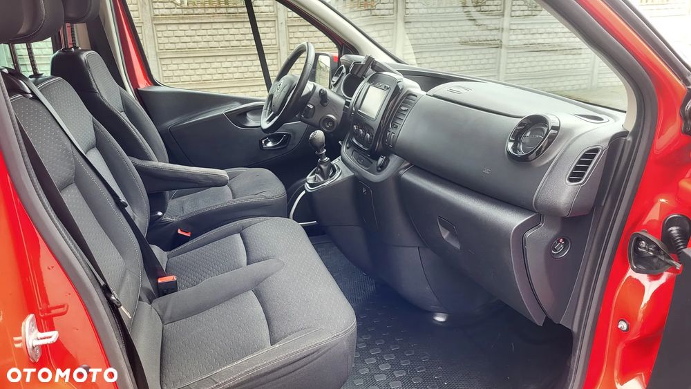 Opel Vivaro - 15