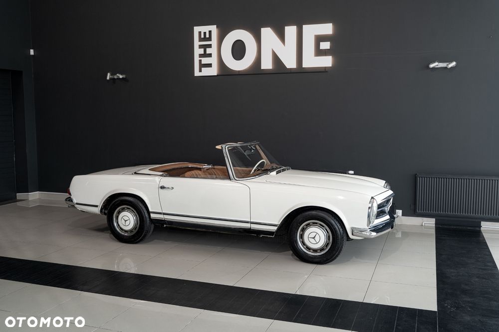 Mercedes-Benz SL - 11