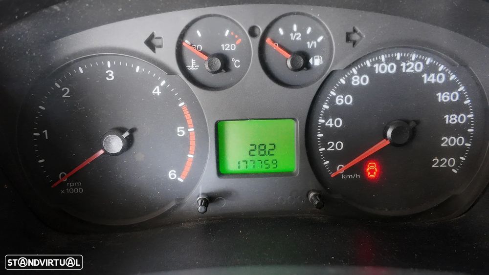 Ford Transit cabine dupla 2.2 - 11