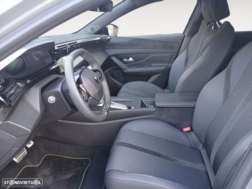 Peugeot E-408 58 kWh GT - 9