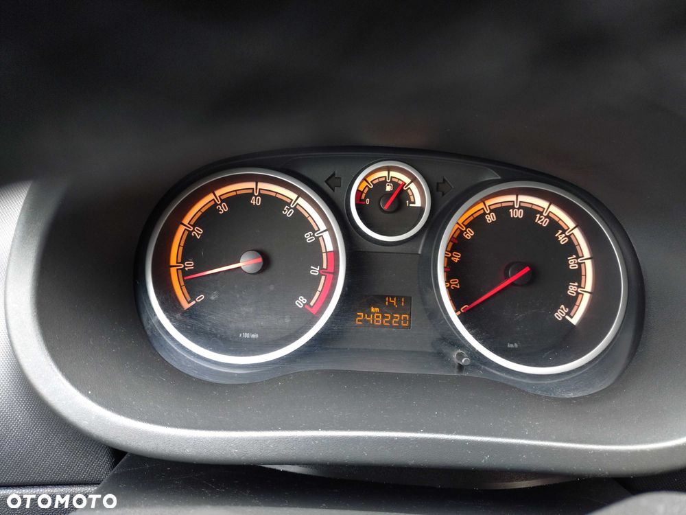 Opel Corsa - 2