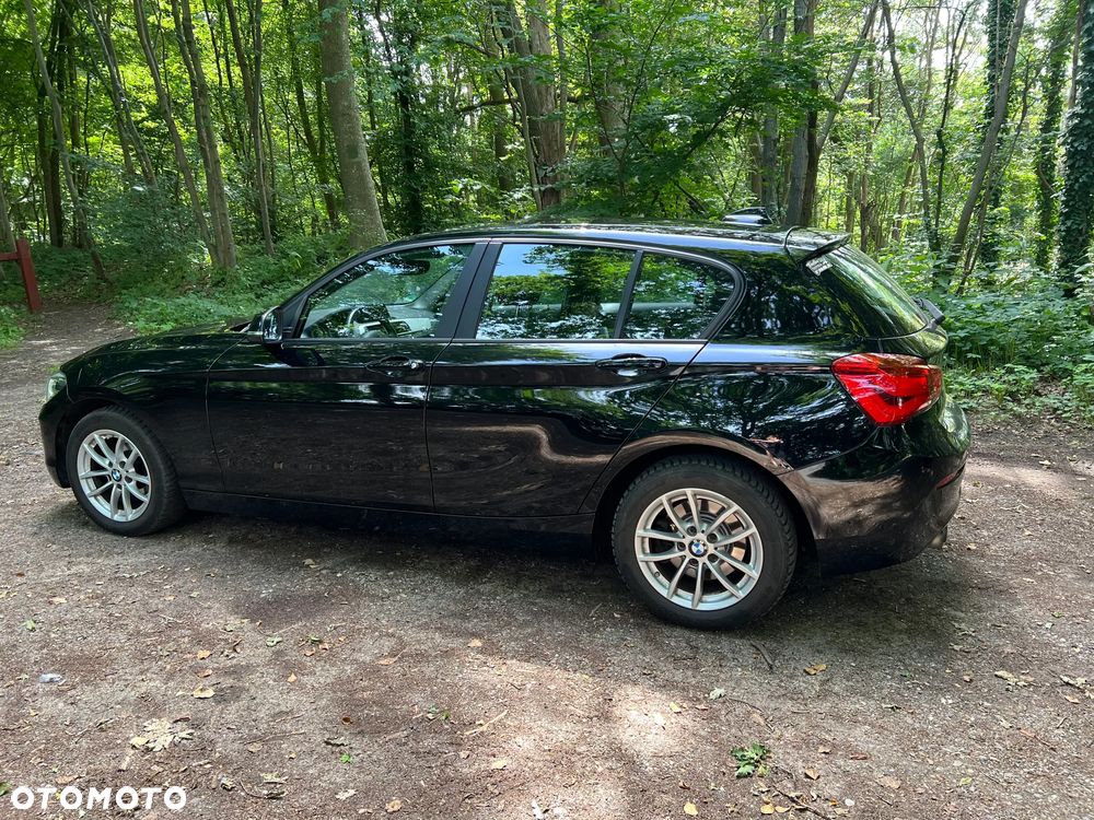 BMW Seria 1 120i - 7
