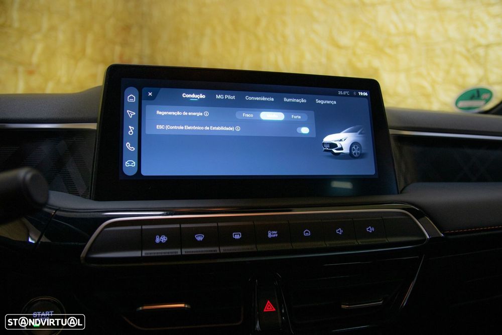 MG MG3 1.5 L Hybrid+ Luxury - 21