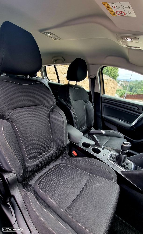 Renault Mégane Sport Tourer - 24