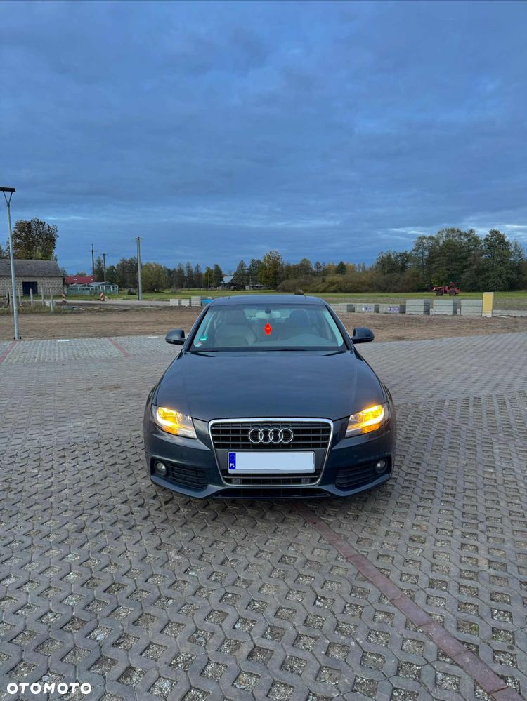 Audi A4 Avant 1.8 TFSI Ambiente - 1