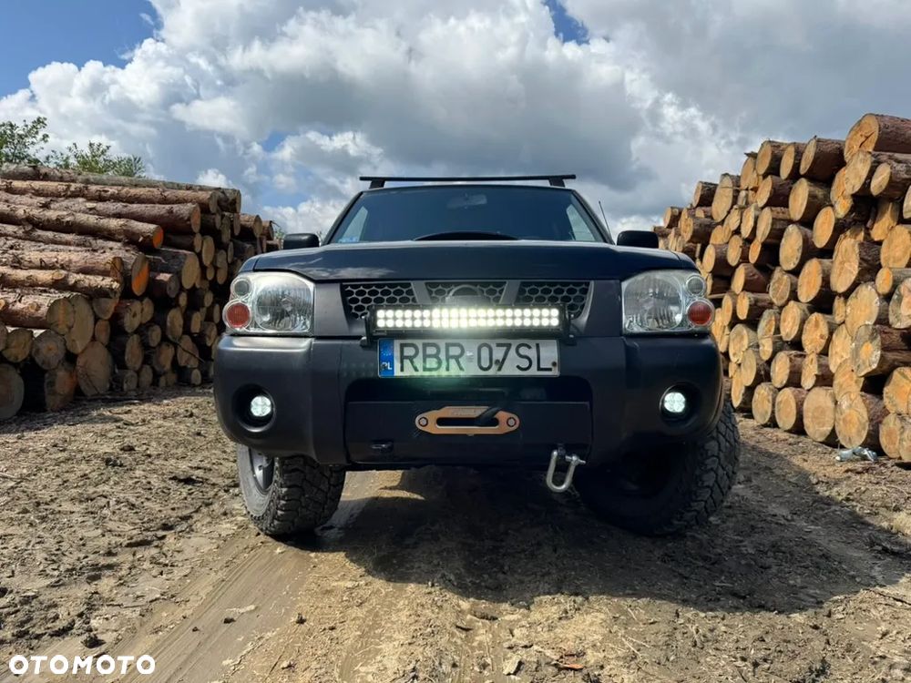 Nissan Pickup - 7