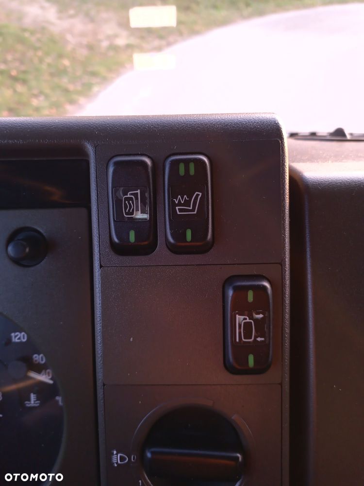 Mercedes-Benz 814 - 9