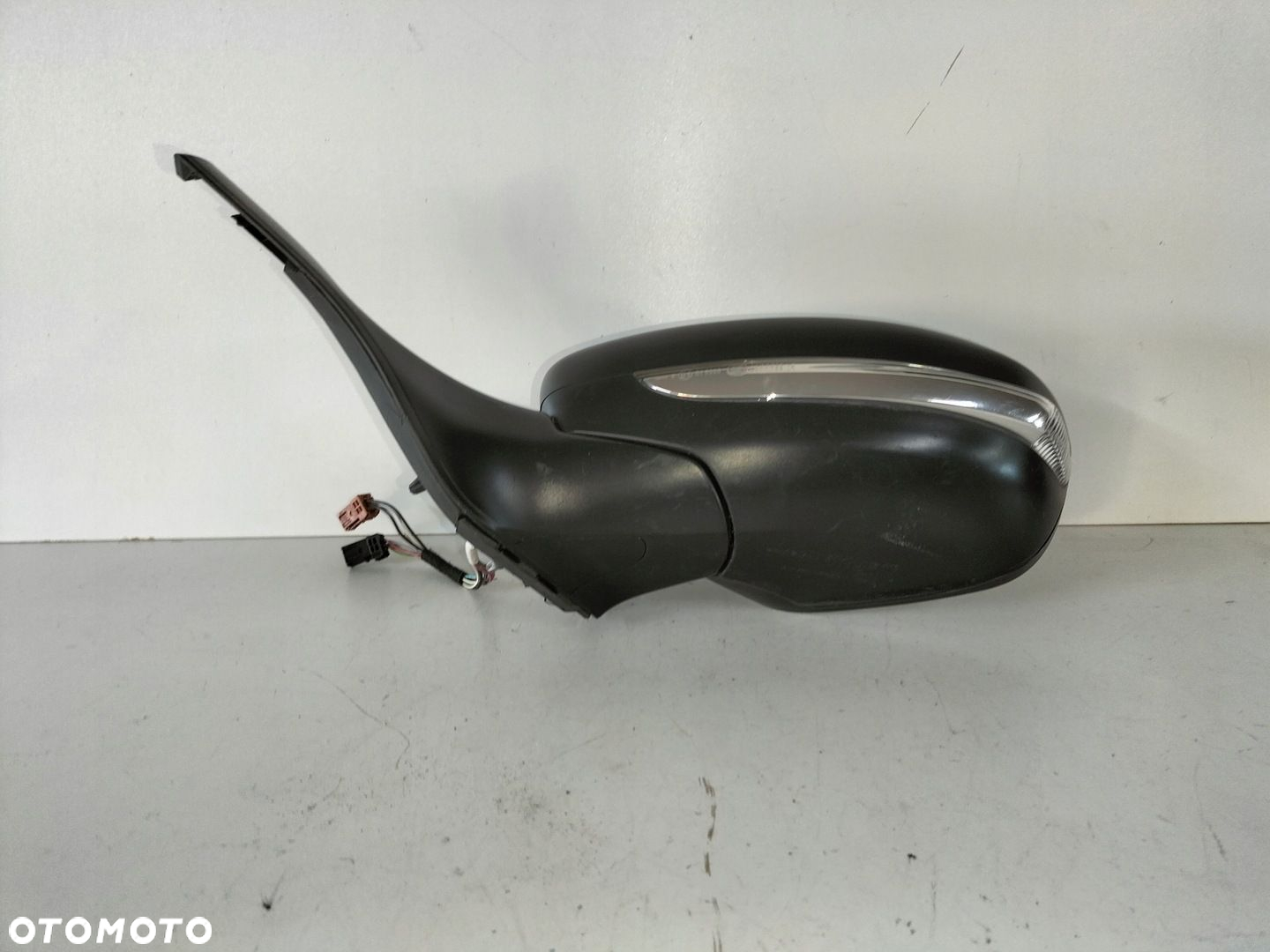 Lusterko lewe elektryczne PEUGEOT 208 12- - 4