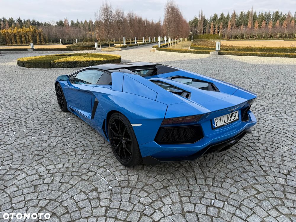 Lamborghini Aventador - 7