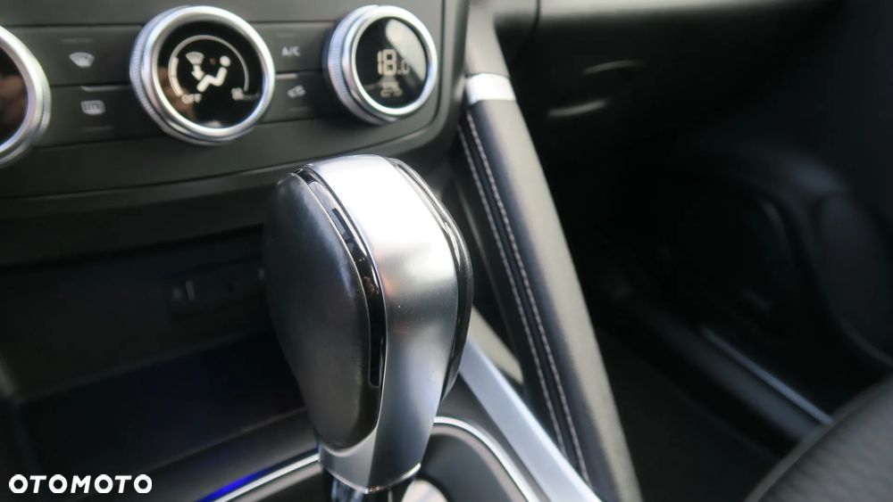 Renault Kadjar TCe 160 EDC GPF BUSINESS EDITION - 29