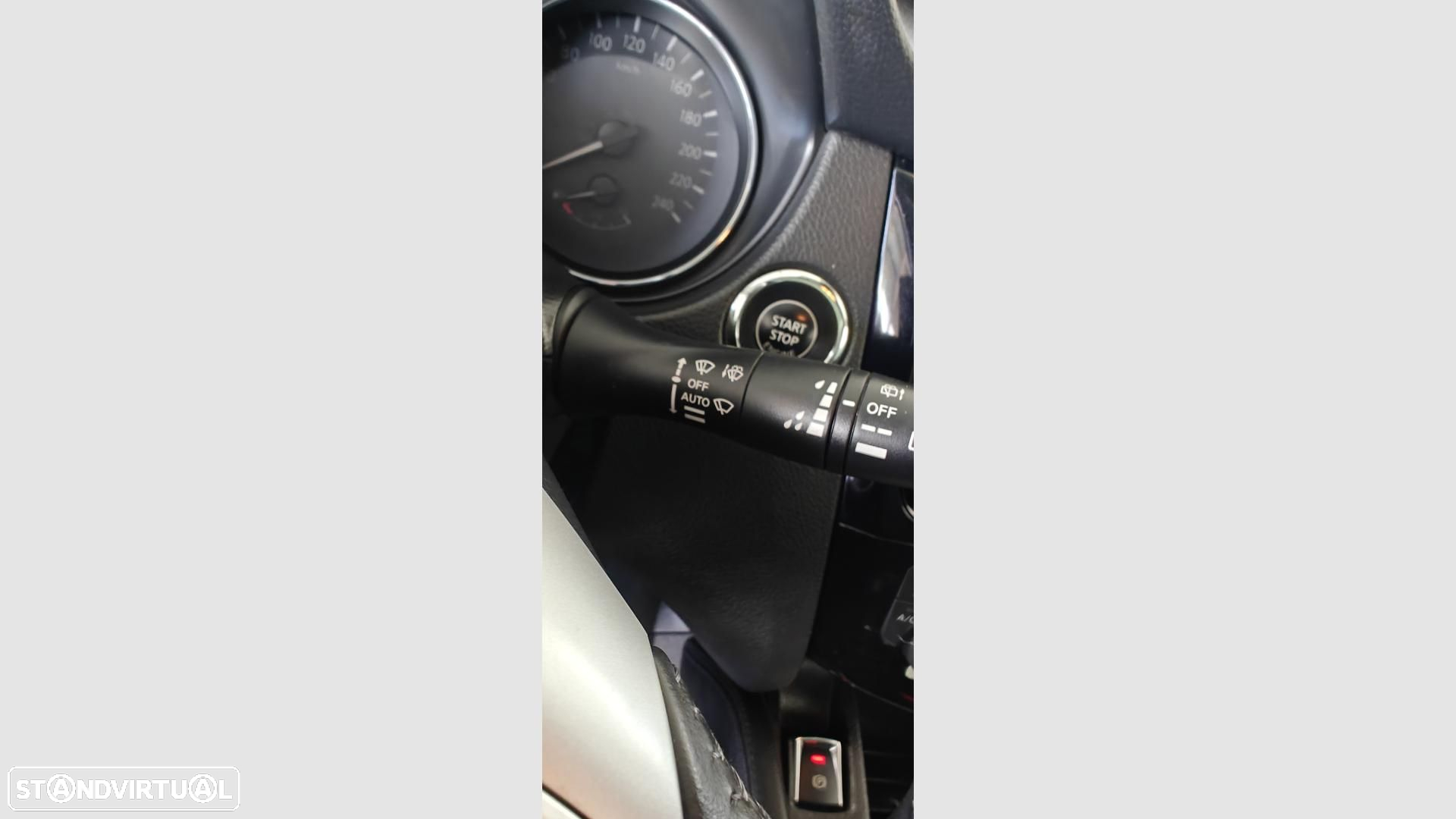 Nissan Qashqai 1.5 dCi N-Connecta 18 - 16