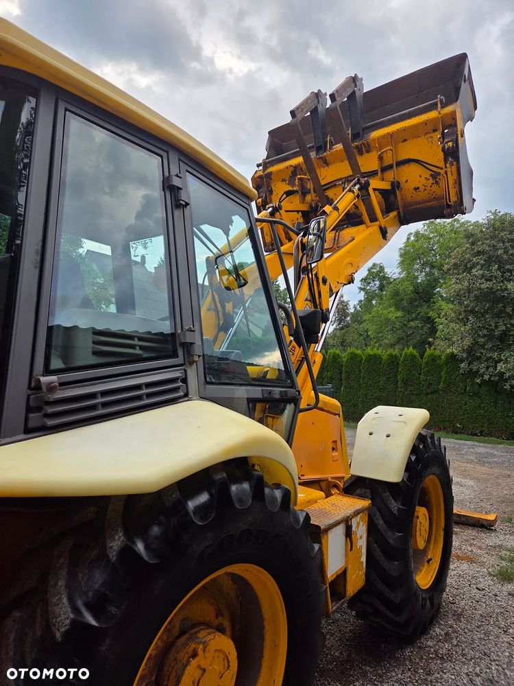 JCB 4CX - 3