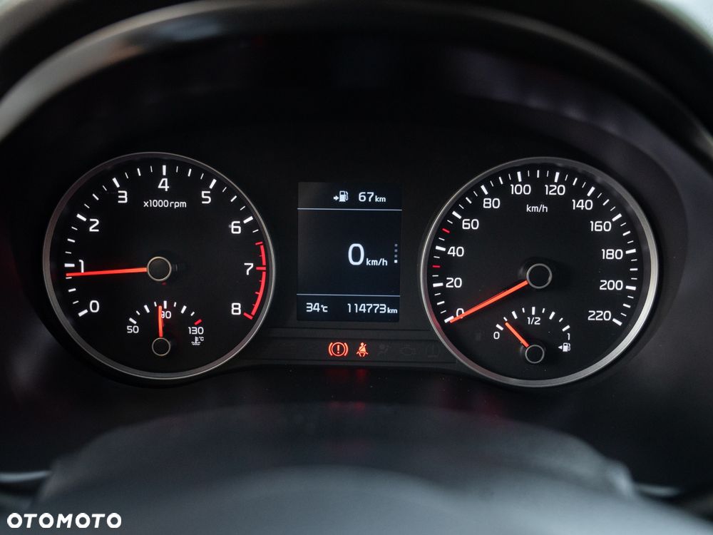 Kia Stonic 1.4 L - 34