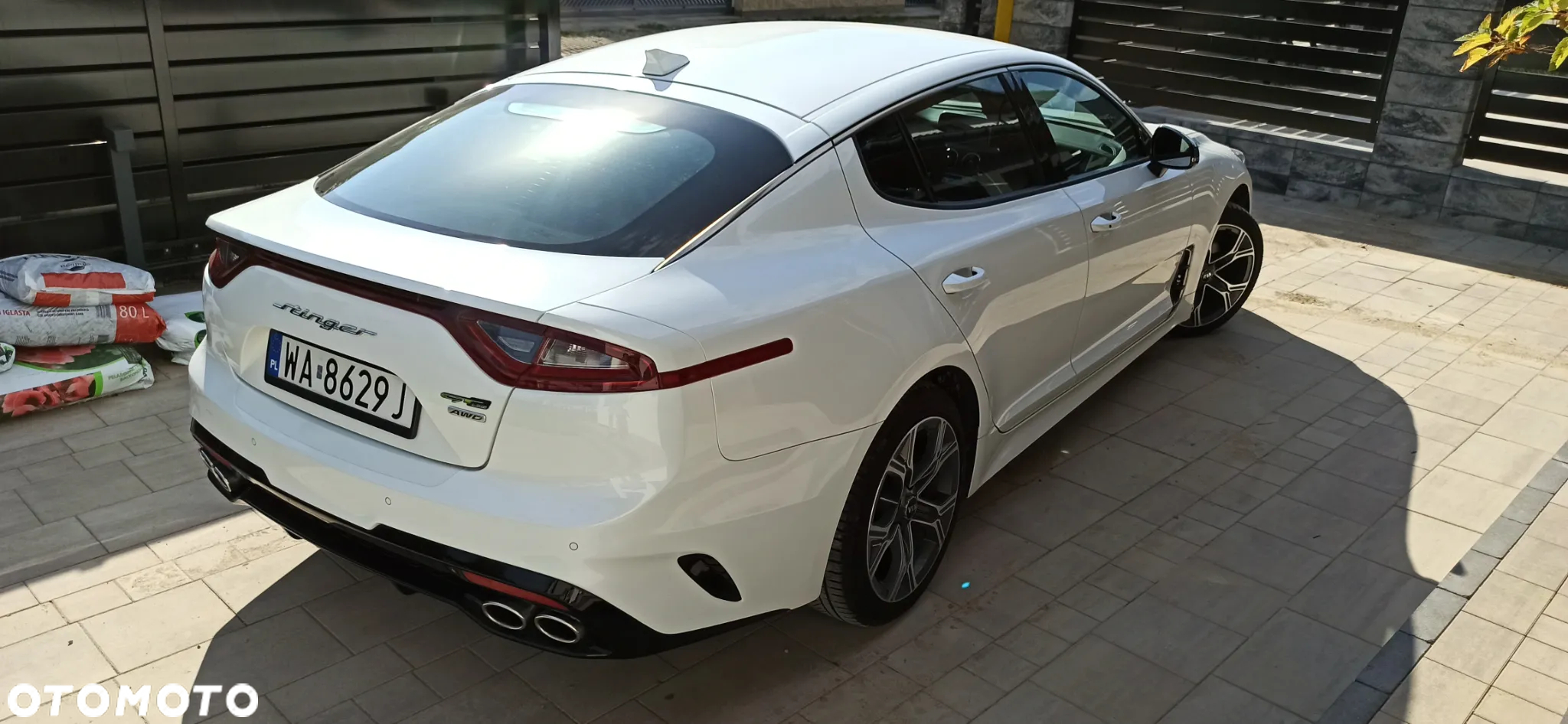 Kia Stinger 2.0 T-GDI GT Line - 4