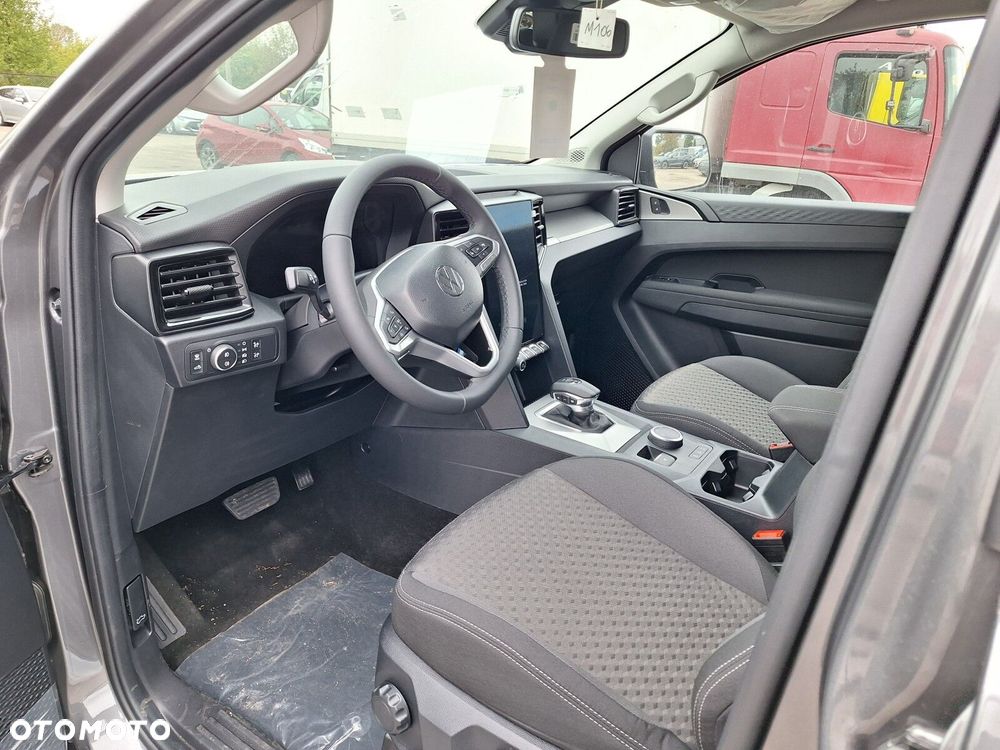 Volkswagen Amarok - 17