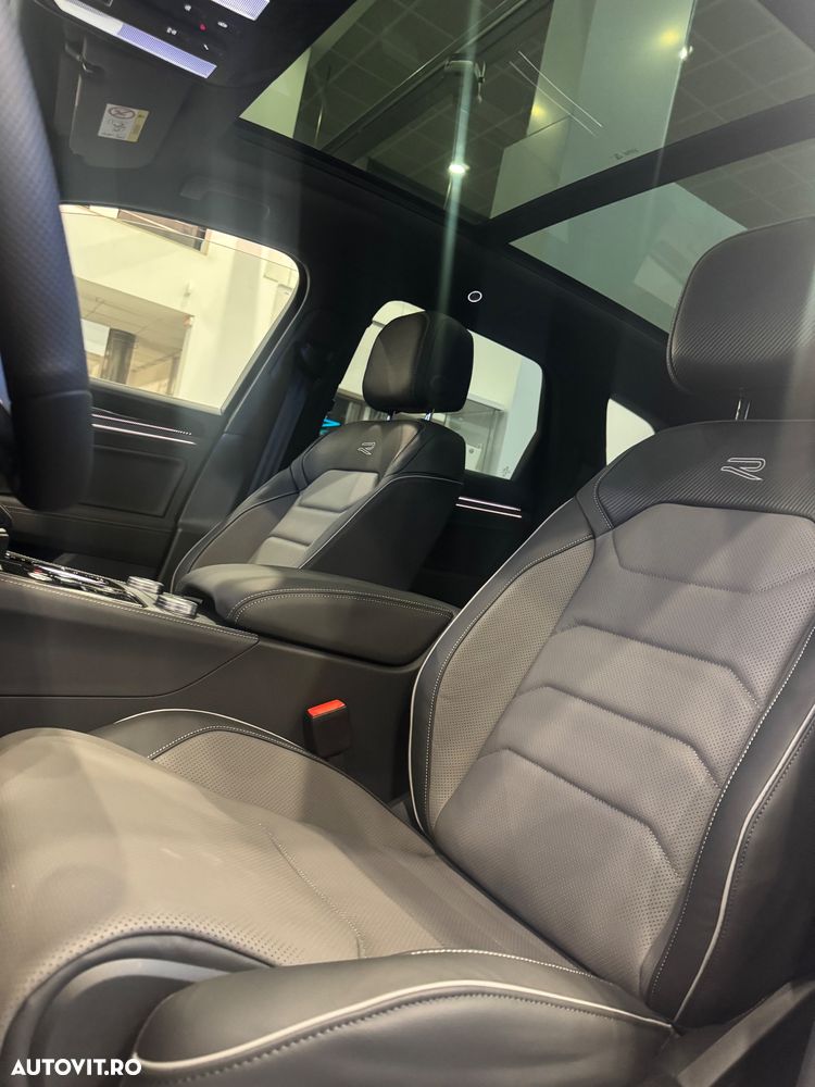 Volkswagen Touareg V6 TDI 4MOTION R-Line - 6