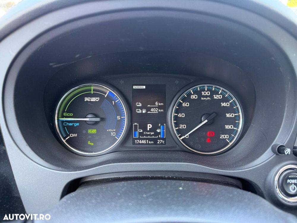 Mitsubishi Outlander 2.0L AS&G CVT Instyle - 9