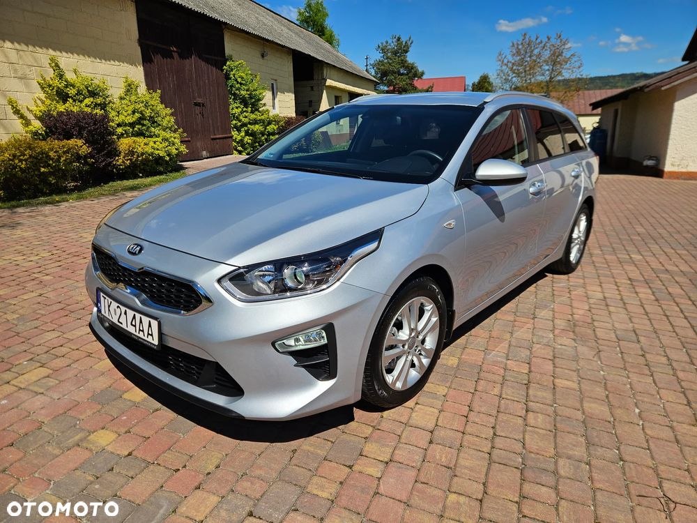 Kia Ceed - 1