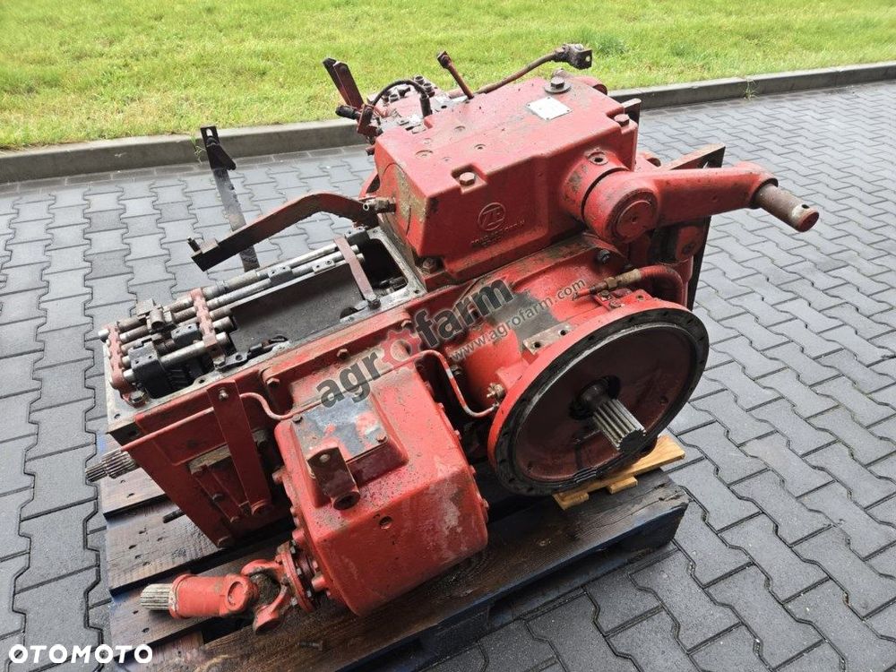 Skrzynia biegów, tylny most Case 1255 XL - 2