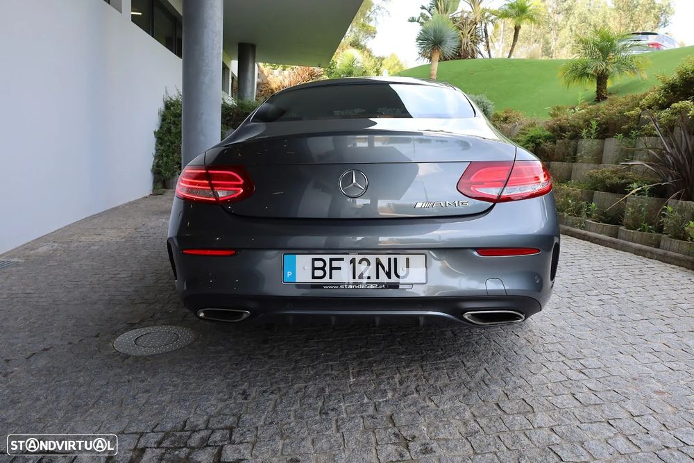 Mercedes-Benz C 180 AMG Line - 14