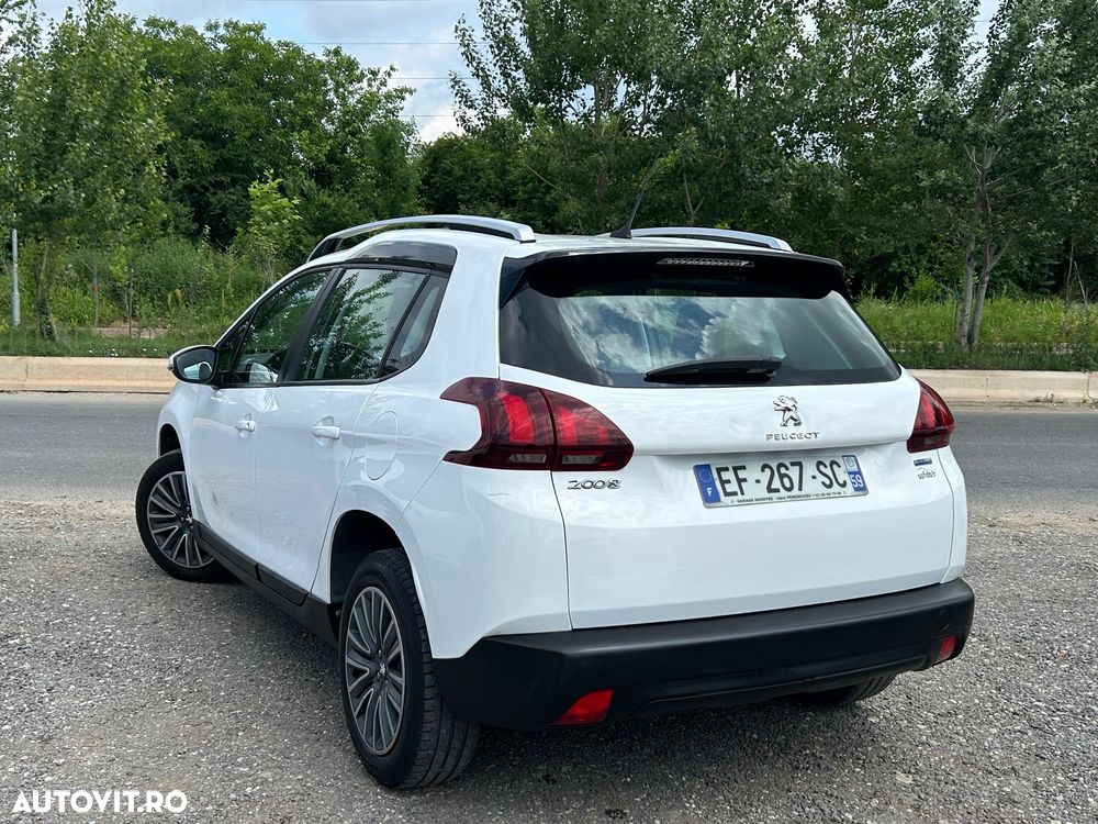 Peugeot 2008 PureTech 82 Active - 4